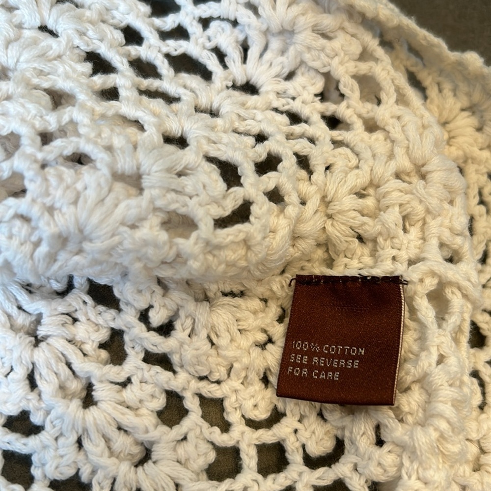 525 America Crocheted, One Hundred Percent Cotton Tunic/ Top - Picture 12 of 13